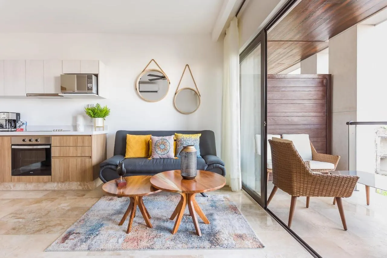 2Br In Top Location, Condo Ipana Brand New, High Speed Wifi, 3 Rooftop Pools, Gym And Rooftop Bar With Ocean View Playa del Carmen