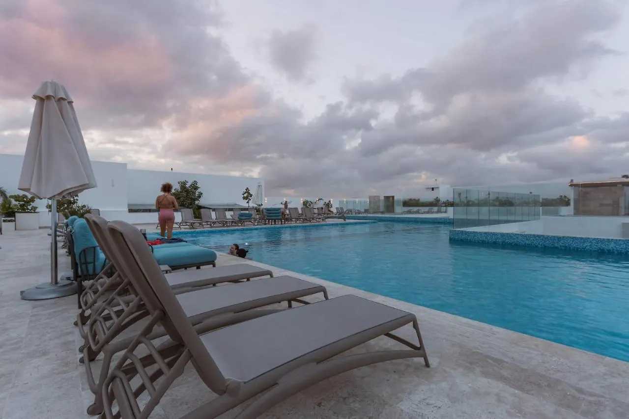 2Br In Top Location, Condo Ipana Brand New, High Speed Wifi, 3 Rooftop Pools, Gym And Rooftop Bar With Ocean View Playa del Carmen 0*,