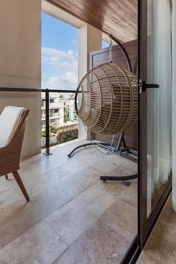 2Br In Top Location, Condo Ipana Brand New, High Speed Wifi, 3 Rooftop Pools, Gym And Rooftop Bar With Ocean View Playa del Carmen Mexico