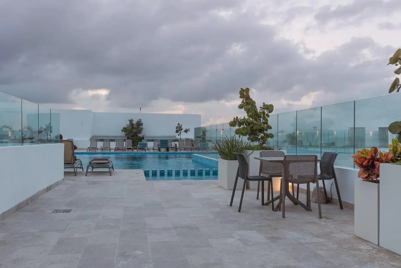 Apartment 2Br In Top Location, Condo Ipana Brand New, High Speed Wifi, 3 Rooftop Pools, Gym And Rooftop Bar With Ocean View Playa del Carmen