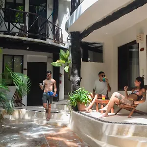 Siesta Fiesta Adults Only - 5th Avenue Hotel